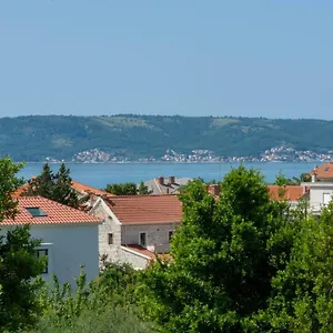 Apartment Casteletti, Kaštela